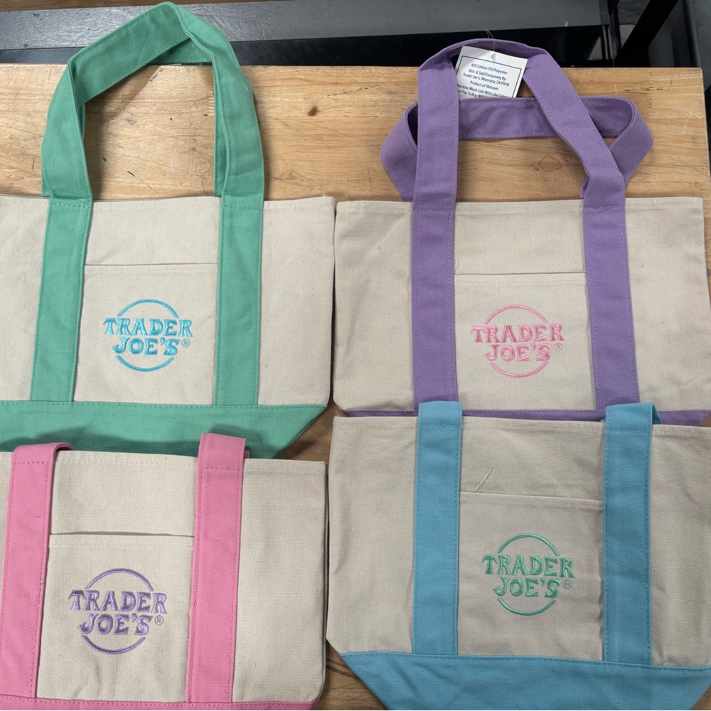 Brand new with tag!! Four (4) Colorful Pastel Trader Joe's Canvas Mini T…